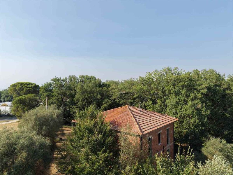 Отдельно стоящий дом в Cortona