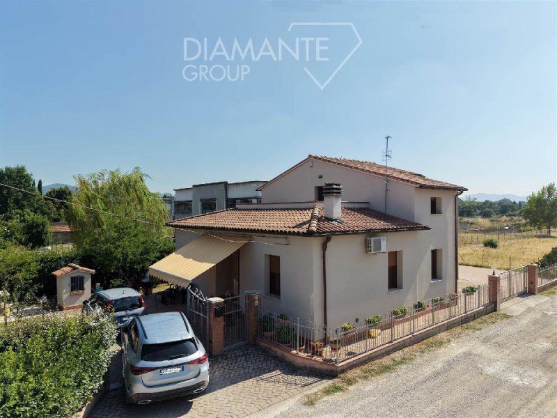 Einfamilienhaus in Castiglione del Lago