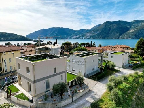 Villa i Marone