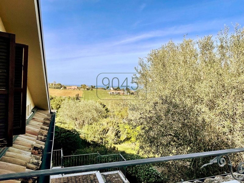 Villa a Civitanova Marche