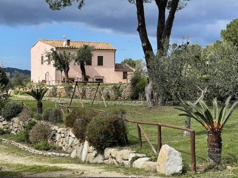 Villa a Marciana