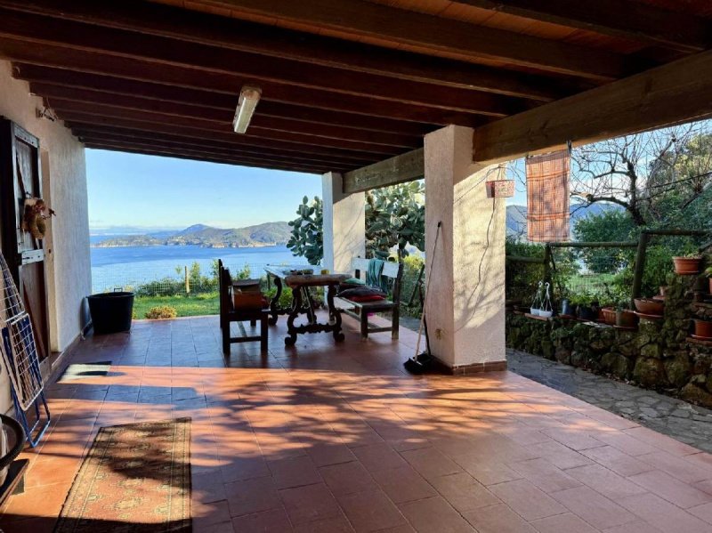 Villa in Marciana Marina