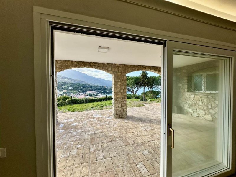 Lägenhet i Marciana