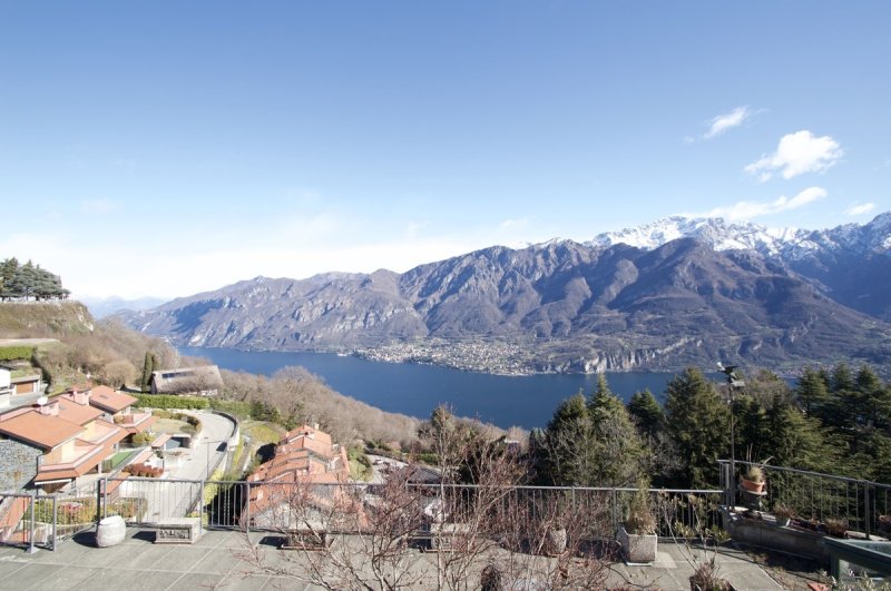 Half-vrijstaande woning in Bellagio