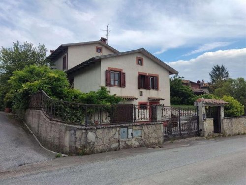 Detached house in Montecastrilli