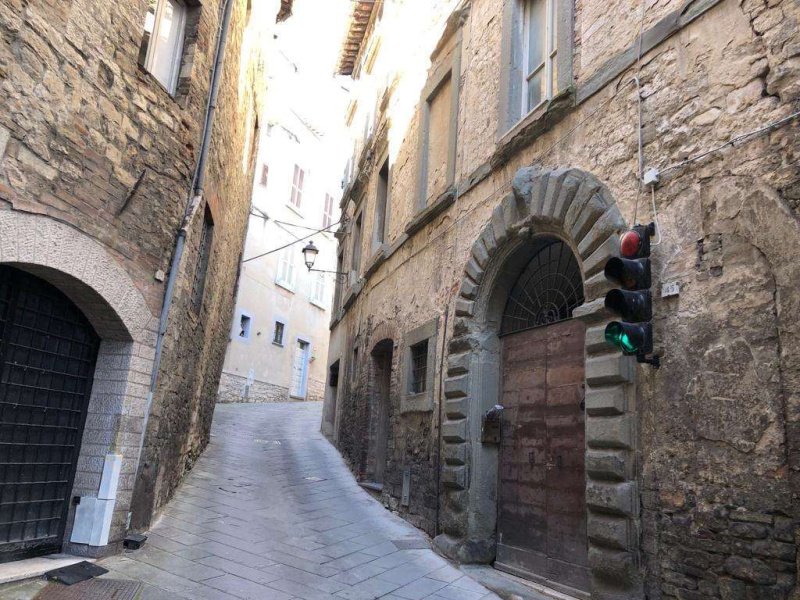 Apartment in Todi