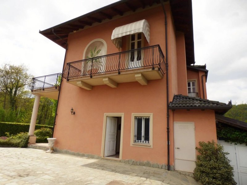 Villa in Peveragno