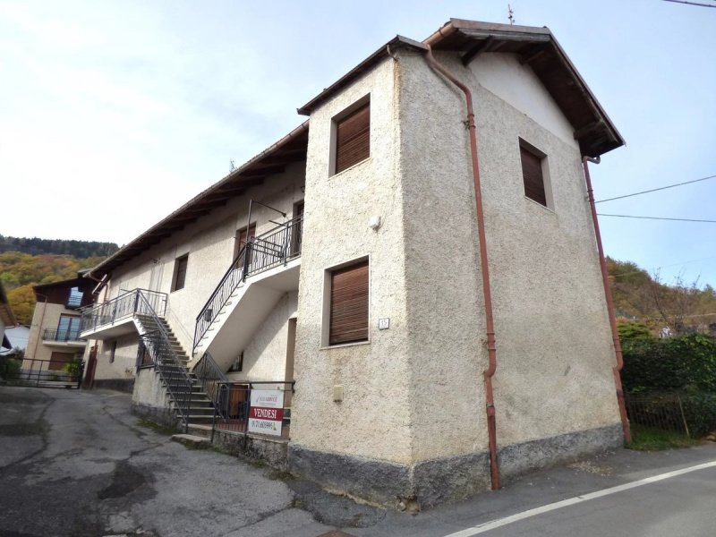 Casa histórica em Vignolo