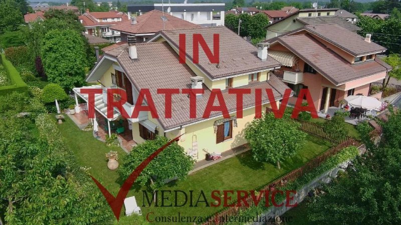 Вилла в Борго-Сан-Дальмаццо