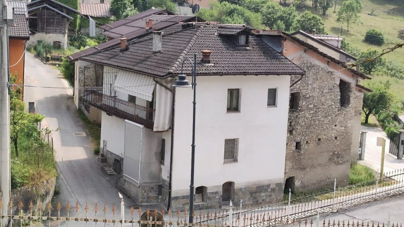 瓦洛里亚泰历史性住宅