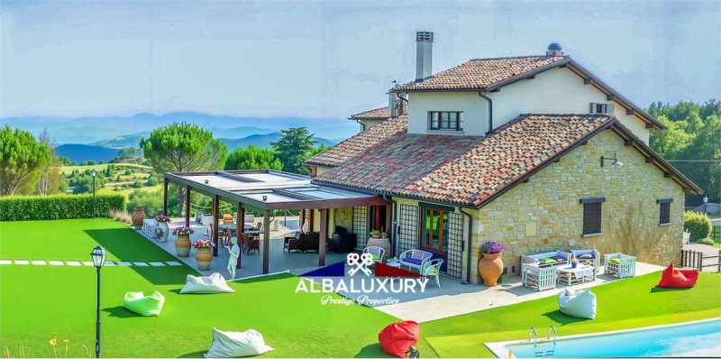 Moradia em Monte Santa Maria Tiberina