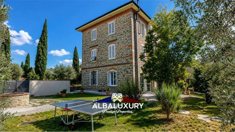 Villa en Larciano