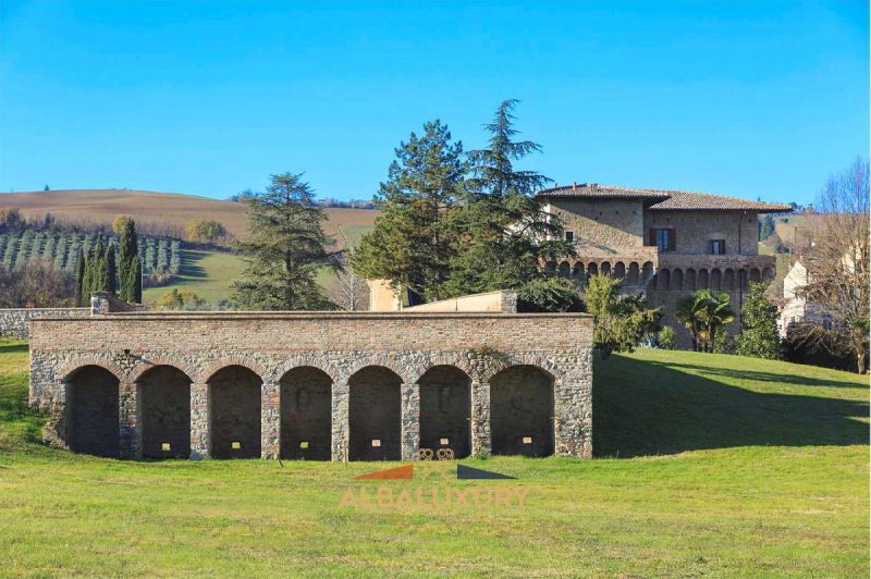 Slott i Castrocaro Terme e Terra del Sole