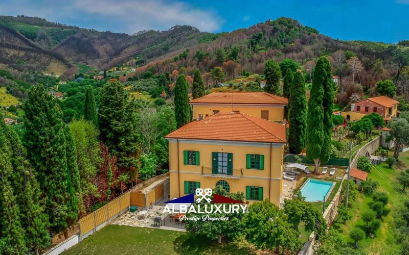 Moradia em Massarosa