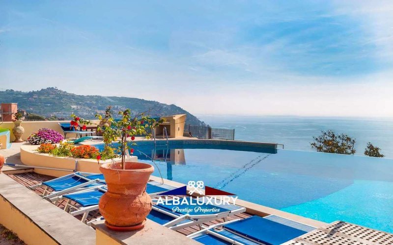 Moradia em Ospedaletti