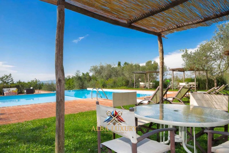 Moradia em Montaione