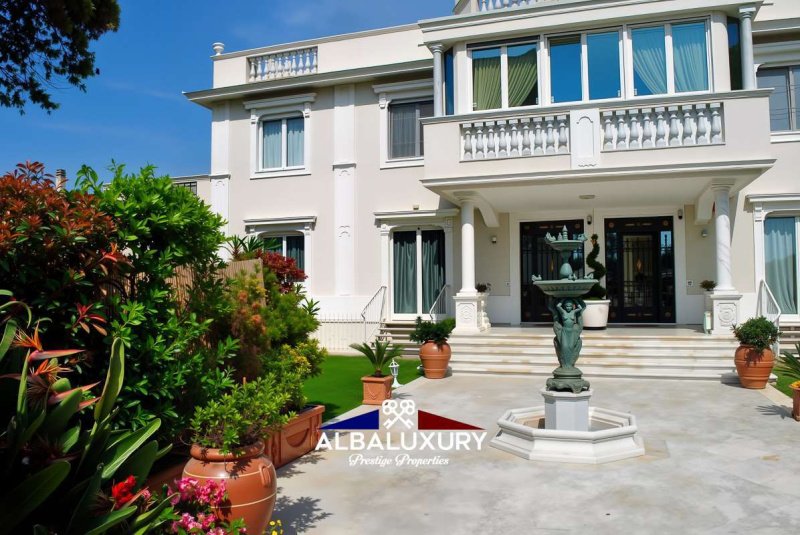 Вилла в Ливорно