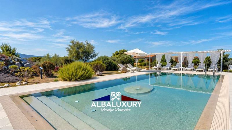 Villa a Trinità d'Agultu e Vignola