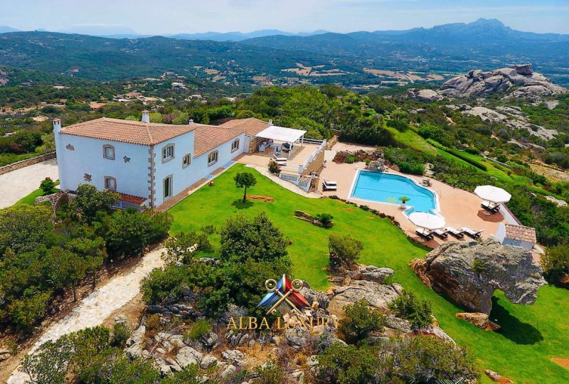 阿尔扎凯纳别墅