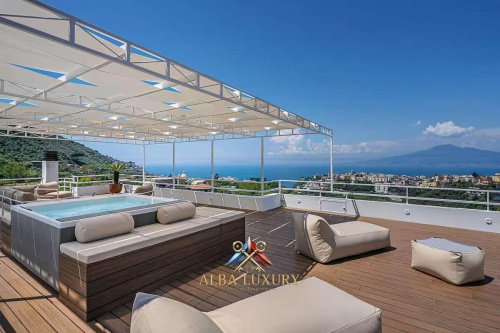Villa a Vico Equense