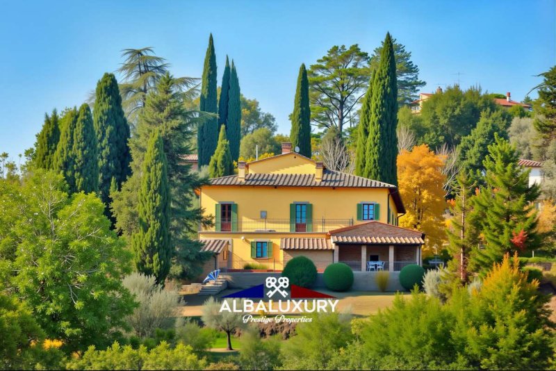 Вилла в Монте-Сан-Савино