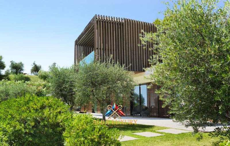 Villa in Gardone Riviera