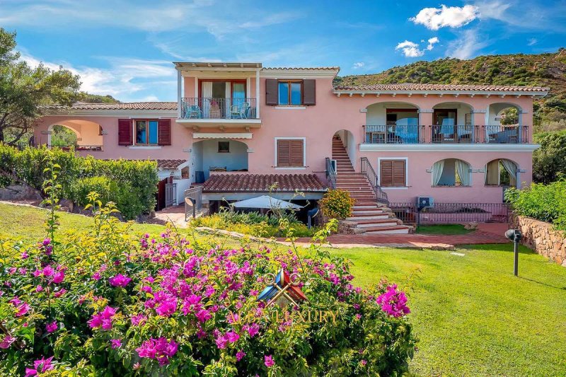 Вилла в Сан-Теодоро