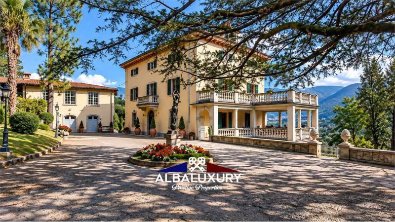 Villa in Camporgiano