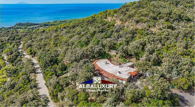 Вилла в Кастильоне-делла-Пеская