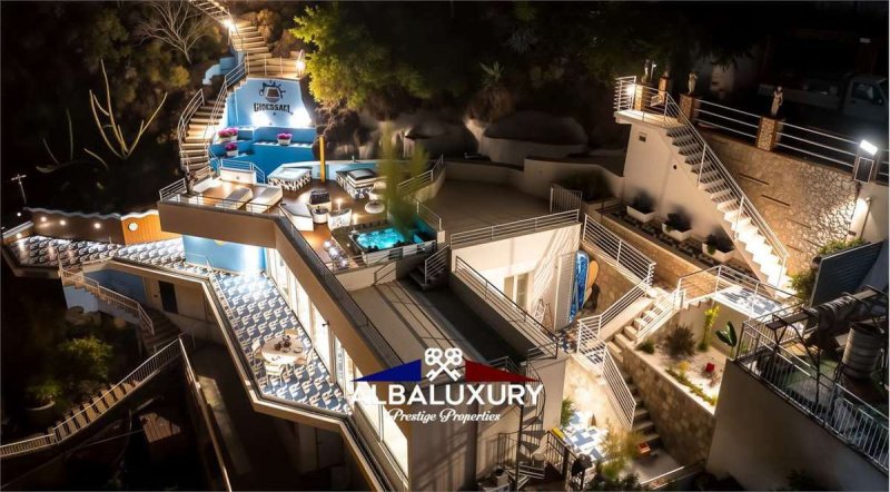 滨海维耶特里别墅