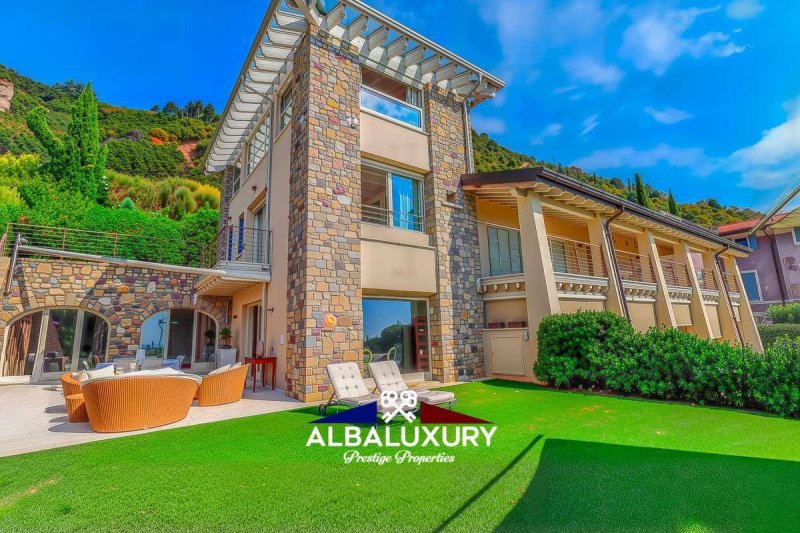 Вилла в Сало