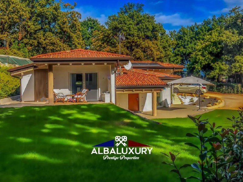 Villa in Padenghe sul Garda