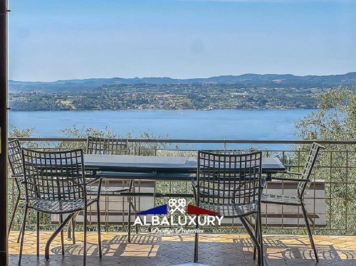 Villa in Gardone Riviera