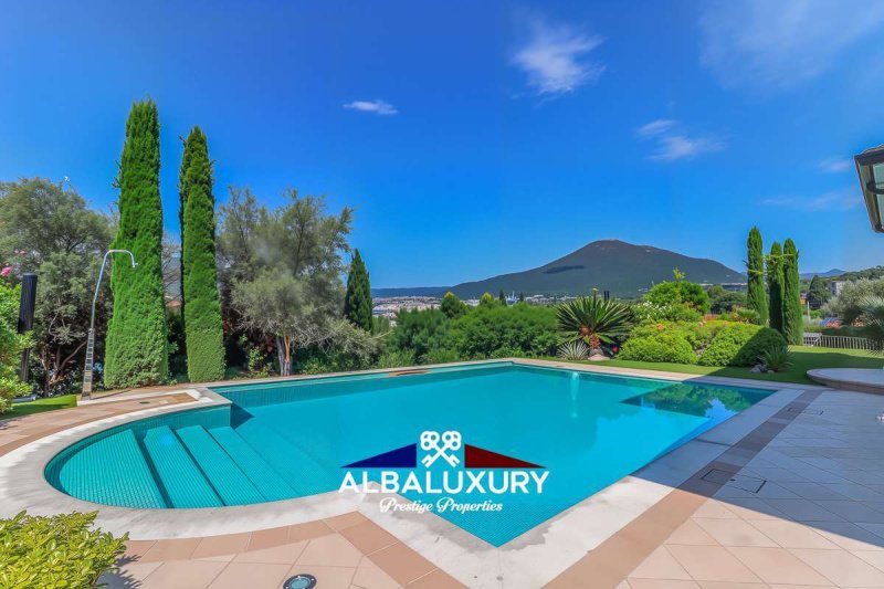 Moradia em Roè Volciano