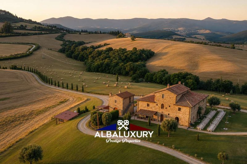 Villa en Montecatini Val di Cecina