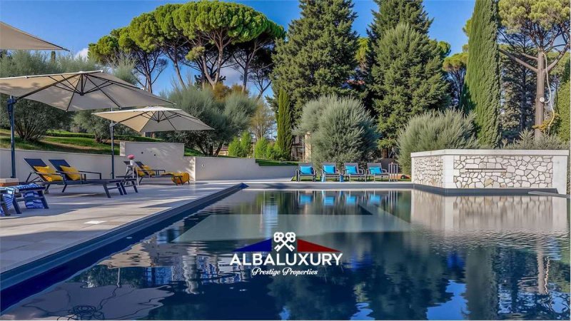 Villa i Terricciola