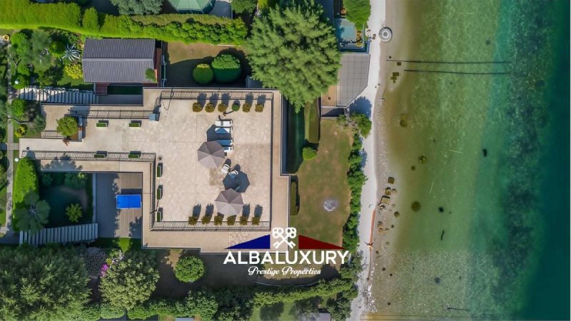 Villa a Padenghe sul Garda