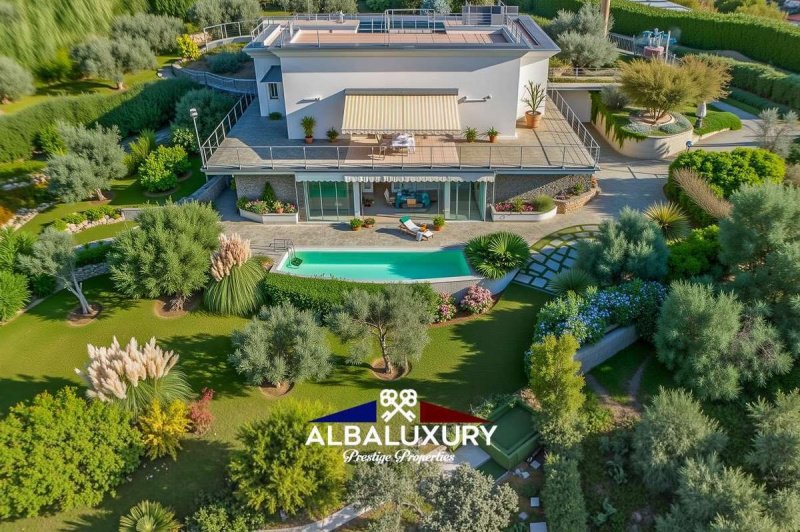 4 Bedrooms Villa for sale in Varazze [808259] | Gate-away®