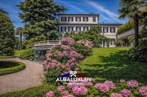 Villa in Figino Serenza