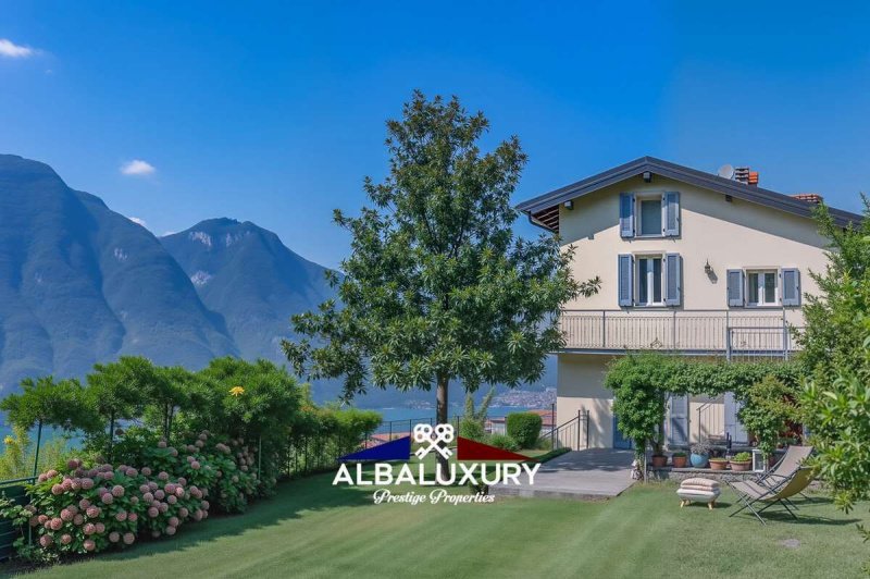 Villa a Nesso