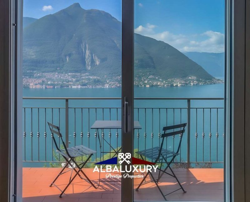 Villa à Faggeto Lario