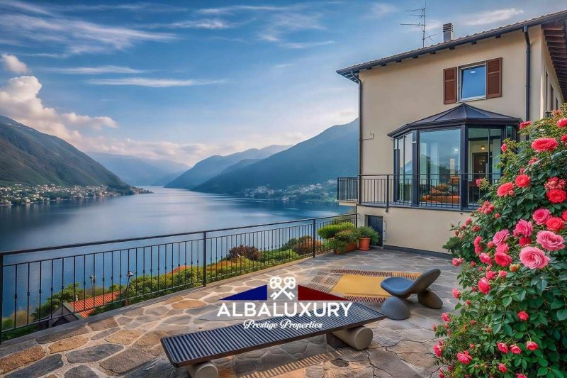Villa à Faggeto Lario