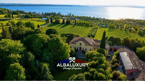 Villa a Lazise