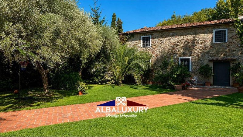 Moradia em Pietrasanta