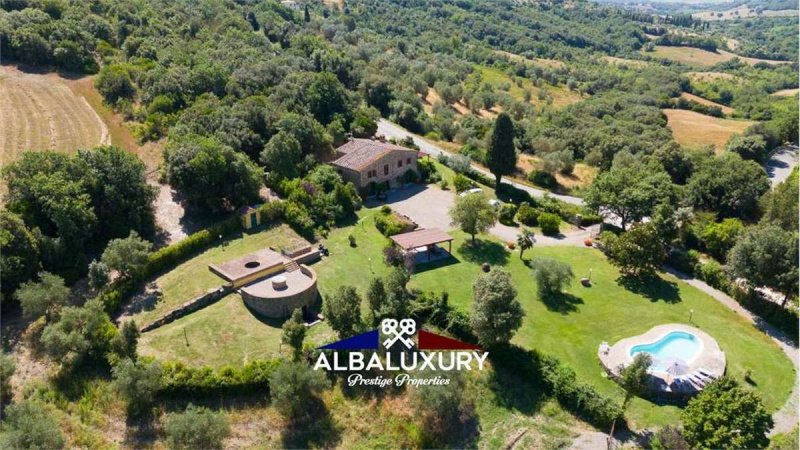 Villa in Campagnatico