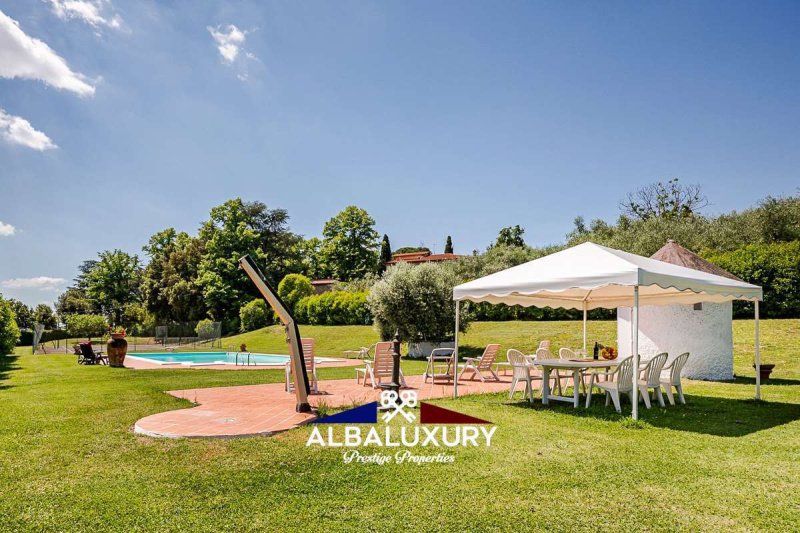Villa à Lucignano