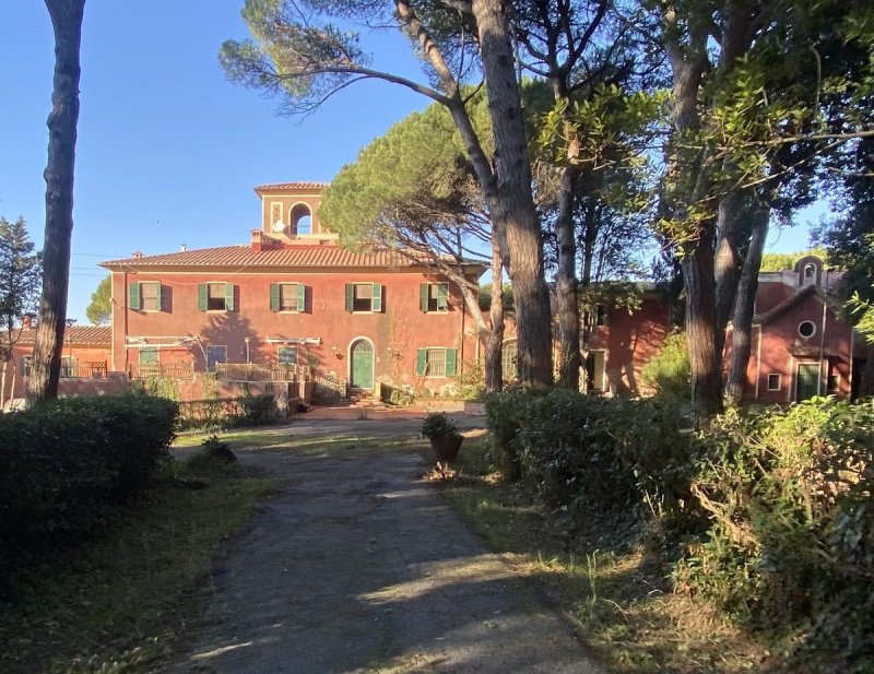 Villa en Collesalvetti