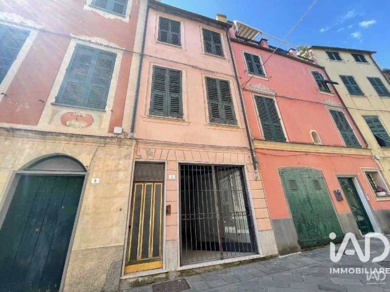 Lägenhet i Varese Ligure