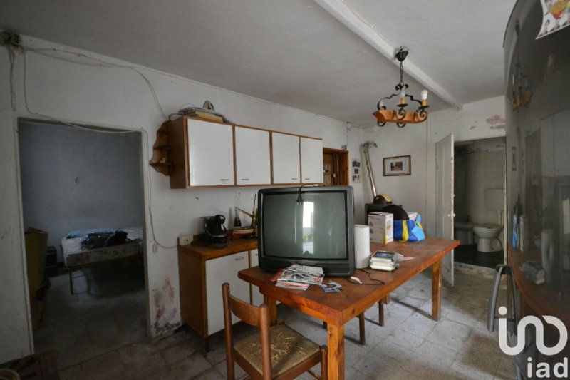 Appartement à Isola del Cantone