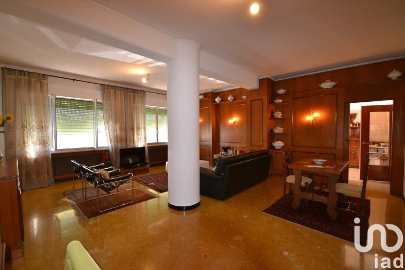 Wohnung in Genua